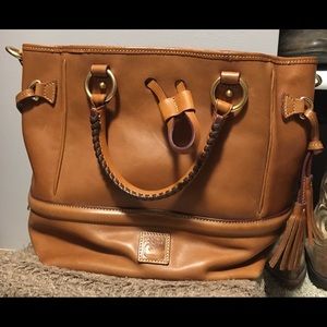 Dooney & Bourke Buckley bag